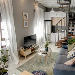 Espectacular Atico Con Terraza En Triana Apartamento